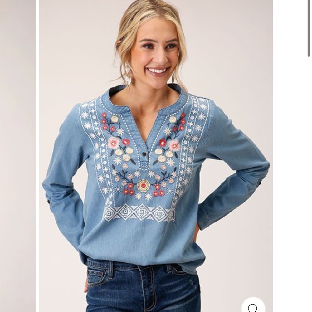 Roper Floral Embroidered Yoke Denim Long Sleeve Size XL 100% Cotton V-Neck
